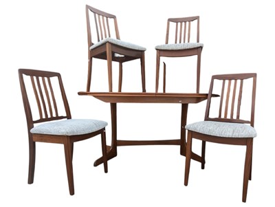 Lot 660 - WILLIAM LAWRENCE FURNITURE - MID 20TH CENTURY TEAK DINING SUITE