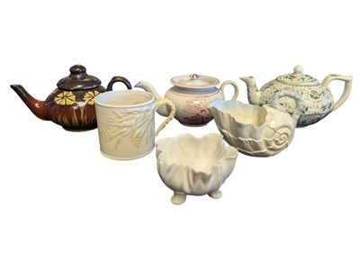 Lot 111 - COLLECTION OF 19TH & 20TH CENTURY ENGLISH TEA SERVICE PIECES