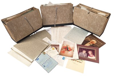 Lot 50 - LARGE COLLECTION OF PERSONAL CORRESPONDENCE - ACTRESS KATIE BOYLE