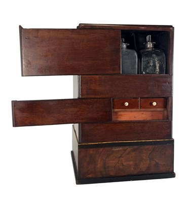 Lot 263 - GEORGE III EARLY 19TH CENTURY MAHOGANY TRAVEL MEDICINE APOTHECARY CABINET