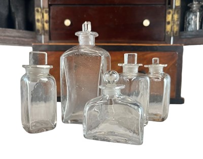 Lot 263 - GEORGE III EARLY 19TH CENTURY MAHOGANY TRAVEL MEDICINE APOTHECARY CABINET