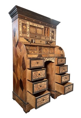 Lot 288 - JAPANESE HAKONE MEIJI LATE 19TH / EARLY 20TH CENTURY YOSEGI ZAIKU MARQUETRY BUREAU