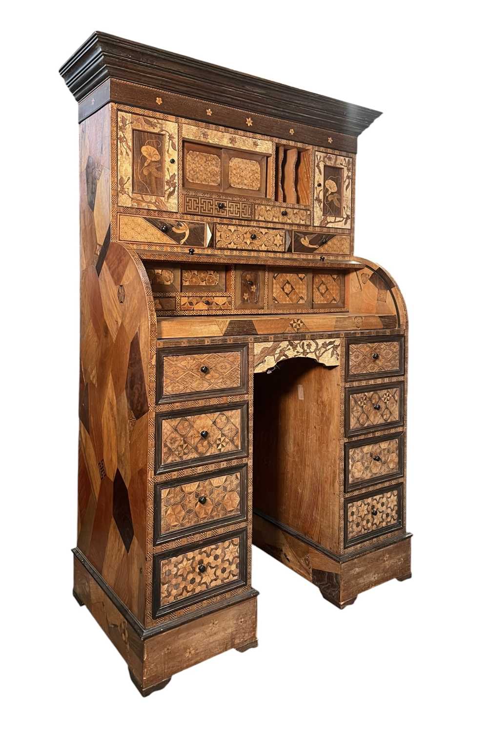 Lot 288 - JAPANESE HAKONE MEIJI LATE 19TH / EARLY 20TH CENTURY YOSEGI ZAIKU MARQUETRY BUREAU