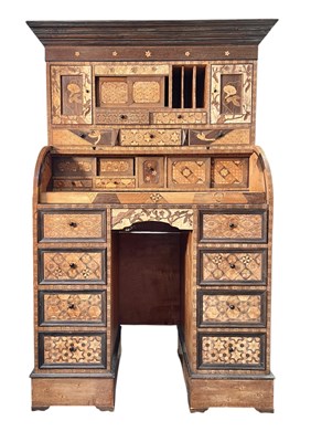 Lot 288 - JAPANESE HAKONE MEIJI LATE 19TH / EARLY 20TH CENTURY YOSEGI ZAIKU MARQUETRY BUREAU