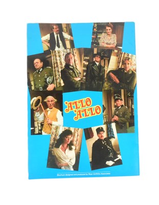 Lot 23 - 'ALLO 'ALLO! (BBC SITCOM) - STAGE SHOW PROP PARROT