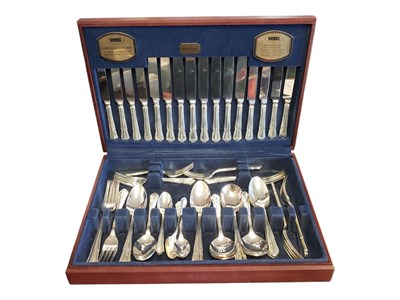 Lot 388 - VINTAGE VINERS SILVER PLATED CANTEEN OF CUTLERY