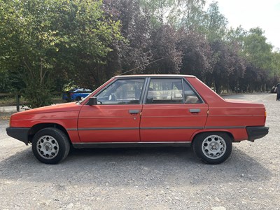 Lot 4 - MYM 218X - 1982 RENAULT 9 GTL