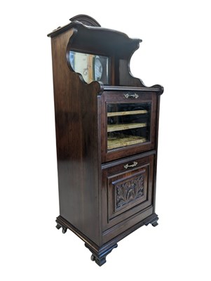 Lot 716 - EDWARDIAN STYLE MAHOGANY MUSIC CABINET