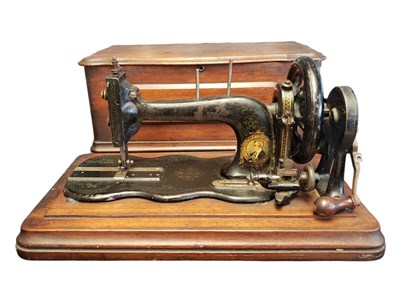 Lot 407 - EARLY 20TH CENTURY VINTAGE BRADBURY & CO SEWING MACHINE