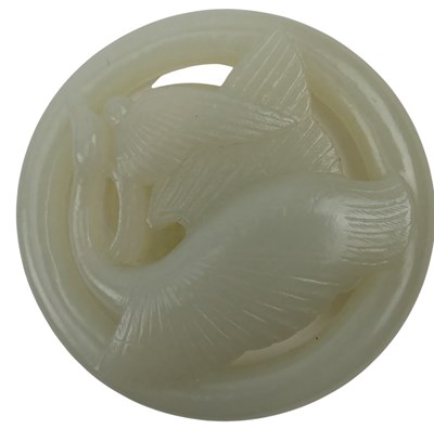 Lot 38 - LIAO / JIN DYNASTY (907-1234 CE) CHUNSHUI HETIAN CARVING OF 辽或金 春水和田玉 鹘攫天鹅玉带环