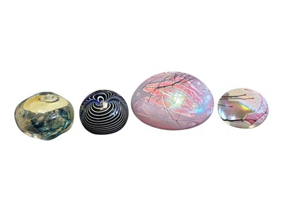 Lot 155 - COLLECTION OF FOUR LATE 20TH CENTURY STUDIO GLASS PAPERWEIGHTS