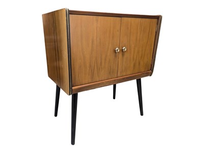 Lot 678 - BRITISH MODERN DESIGN - VINTAGE MID CENTURY TEAK RECORD MUSIC CABINET