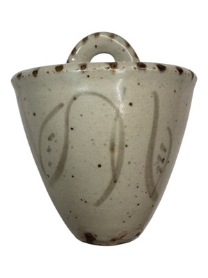 Lot 172 - MICHAEL CARDEW FOR ST. IVES, CORNWALL - CIRCA 1920S STUDIO ART POTTERY WALL POCKET