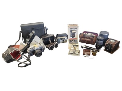 Lot 428 - COLLECTION OF LATE 20TH CENTURY VINTAGE CAMERAS & LENSES