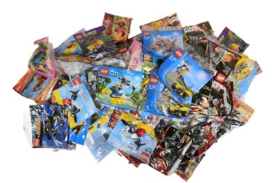 Lot 528 - LEGO - COLLECTION OF ASSORTED LEGO POLYBAGS