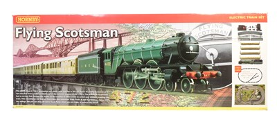 Lot 42 - MODEL RAILWAY - HORNBY OO GAUGE FLYING SCOTSMAN