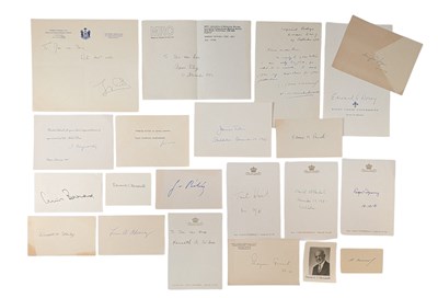 Lot 265 - NOBEL PRIZE WINNERS - AUTOGRAPHS - LARGE COLLECTION