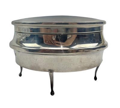 Lot 36 - GEORGE V HALLMARKED SILVER FOOTED JEWELLERY BOX