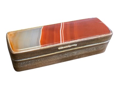 Lot 260 - VICTORIAN 19TH CENTURY GILT METAL AGATE SNUFF BPX