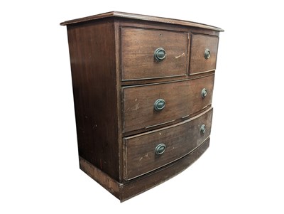 Lot 686 - GEORGE III BOW FRONT MAHOGANY CHEST OF DRAWERS