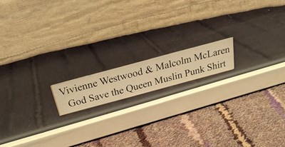 Lot 16 - SEX PISTOLS - ORIGINAL VIVIENNE WESTWOOD 'GOD SAVE THE QUEEN' PUNK T-SHIRT