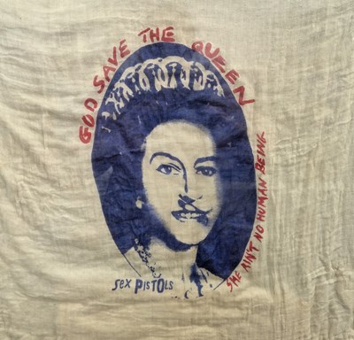 Lot 16 - SEX PISTOLS - ORIGINAL VIVIENNE WESTWOOD 'GOD SAVE THE QUEEN' PUNK T-SHIRT