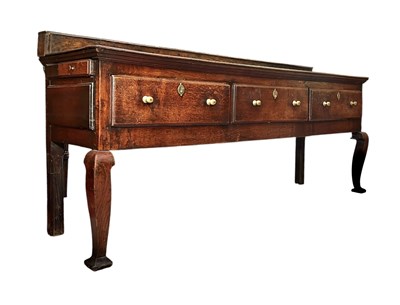 Lot 560 - GEORGE III 18TH CENTURY OAK DRESSER BASE SIDEBOARD