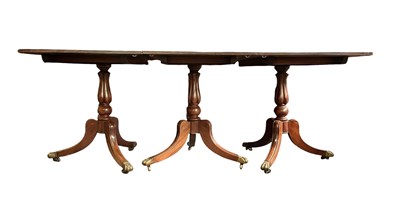 Lot 613 - 19TH CENTURY REGENCY EXTENDING DINING TABLE AND MATCHING TEN CHAIRS
