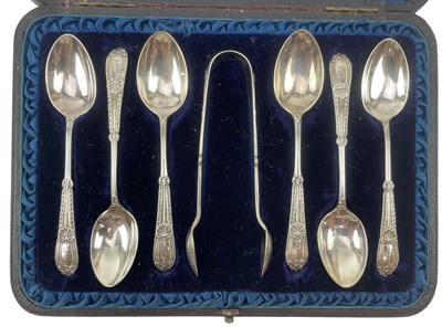 Lot 21 - CASED VICTORIAN HALLMARKED SILVER TEASPOONS & SUGAR TONG SET
