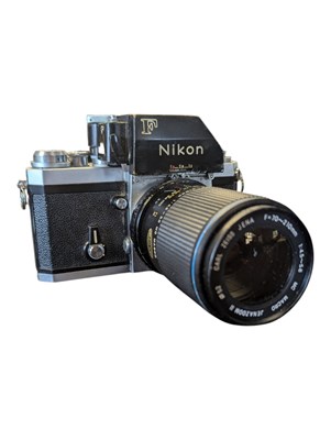 Lot 345 - NIKON - VINTAGE MID CENTURY F PHOTOMIC 35MM SLR