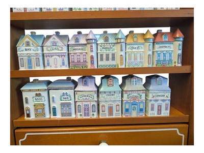 Lot 67 - 1990S BROOKS & BENTLEY FULL SET OF HOUSE SPICE & HERB JARS W/ SHELF UNIT