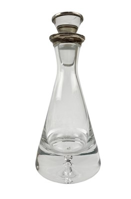 Lot 88 - ELIZABETH II HALLMARKED SILVER RIMMED GLASS DECANTER WITH STOPPER