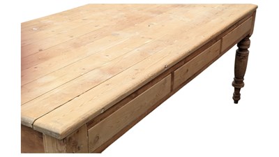 Lot 995 - 19TH CENTURY VICTORIAN COUNTRY PINE FARMHOUSE REFECTORY DINING TABLE