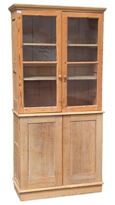 Lot 996 - 19TH CENTURY VICTROIAN LIBRARY BOOKCASE CABINET