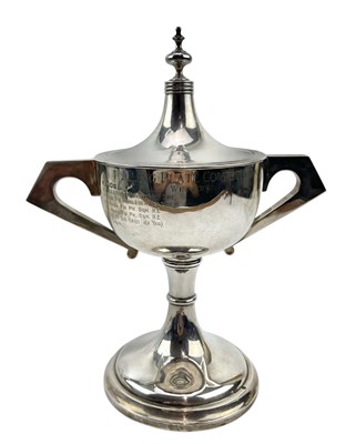 Lot 7 - GEORGE V ART DECO HALLMARKED SILVER LIDDED TROPHY CUP / MILITARY INTERESTS