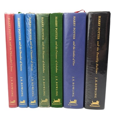 Lot 18 - ROWKING, J.K. - HARRY POTTER - SEVEN DELUXE EDITIONS