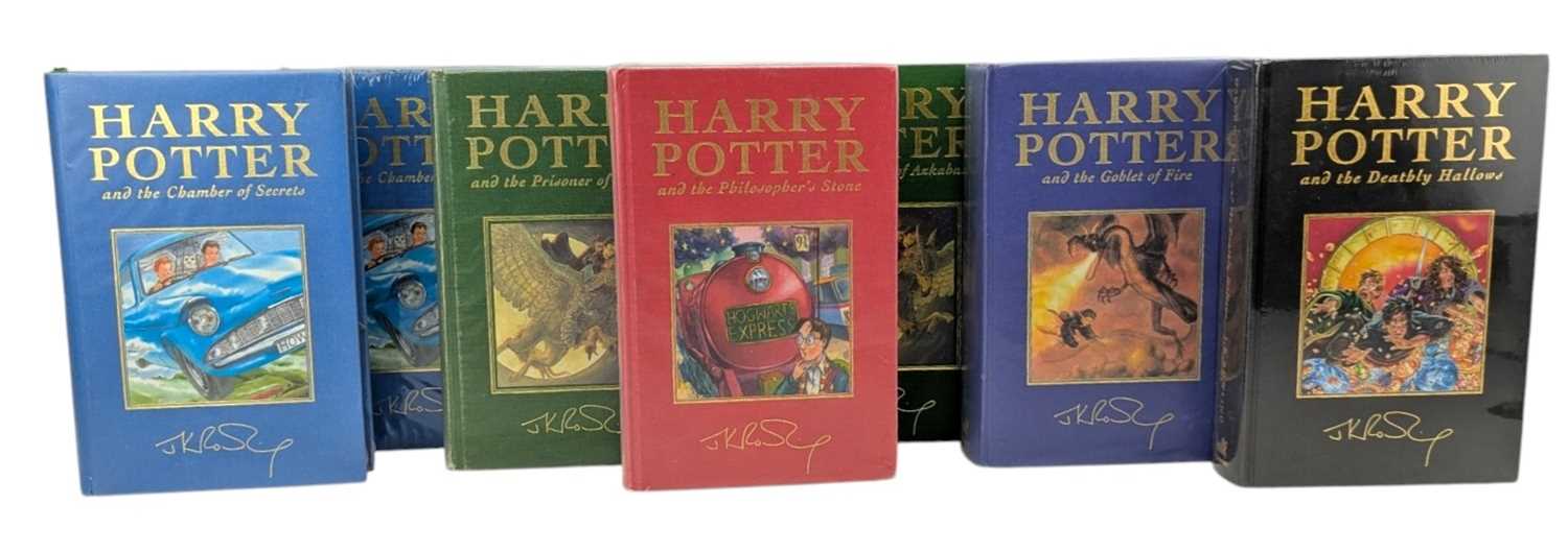 Lot 18 - ROWKING, J.K. - HARRY POTTER - SEVEN DELUXE EDITIONS