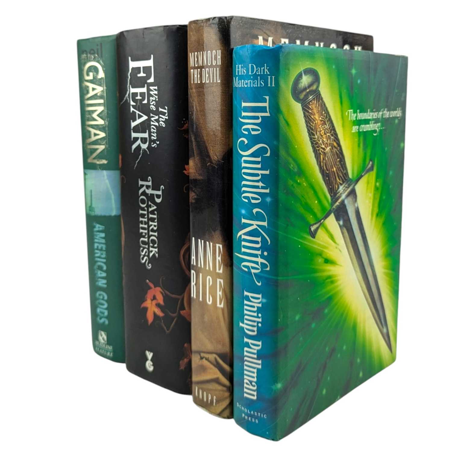 Lot 72 - A SELECTION OF SPECULATIVE FICTION/ FANTASY FIRST EDITIONS TO INCLUDE PHILIP PULLMAN AND NEIL GAIMAN