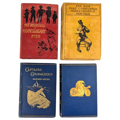 Lot 78 - A SELECTION OF CHILDREN'S BOOKS TO INCLUDE: THE SECOND JUNGLE BOOK AND HUCKLEBERRY FINN ETC