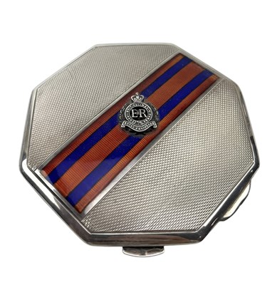 Lot 27 - 20Th CENTURY ELIZABETH II HALLMARKED SILVER & ENAMEL COMPACT
