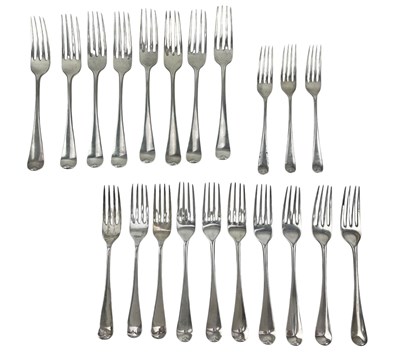 Lot 50 - 15 PIECES OF GEORGE III HALLMARKED SILVER TABLE FORKS & SIX SILVER FISH / DESSERT FORKS