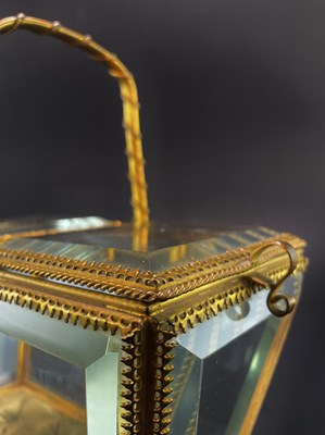 Lot 100 - MAISON ALPHONSE GIROUX, PARIS - FRENCH 19TH CENTURY GLASS JEWELLERY CASKET