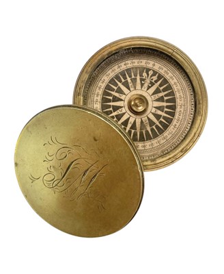 Lot 122 - VICTORIAN 19TH CENTURY BRASS CASED POCKET TRAVEL COMPASS