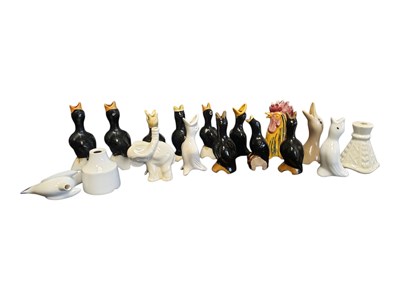 Lot 114 - 20TH CENTURY VINTAGE PORCELAIN & CERAMIC PIE FUNNELS