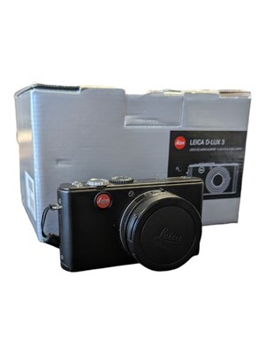 Lot 352 - LEICA - CONTEMPORARY D-LUX 3 CAMERA & ORIGINAL BOX