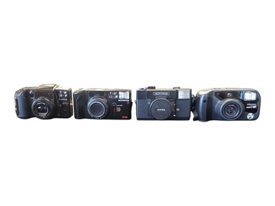 Lot 373 - COLLECTION OF VINTAGE 35MM COMPACT POINT & SHOOT CAMERAS