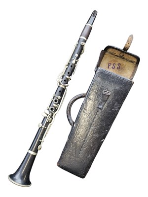 Lot 37 - 20TH CENTURY VINTAGE G. HOWARTH OF LONDON CLARINET