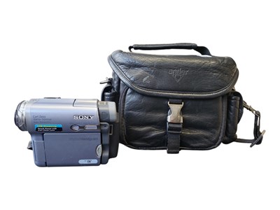 Lot 434 - SONY - EARLY 21ST CENTURY DIGITAL HANDYCAM MODEL DCR-TRV14E