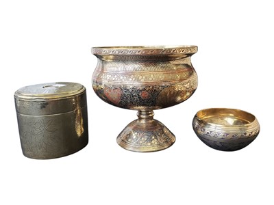 Lot 432 - THREE 20TH CENTURY INDIAN BRASS DECORATIVE ITEMS