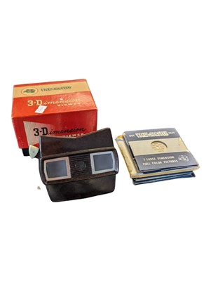 Lot 442 - VIEW MASTER - VINTAGE 20TH CENTURY 3-D VIEWER